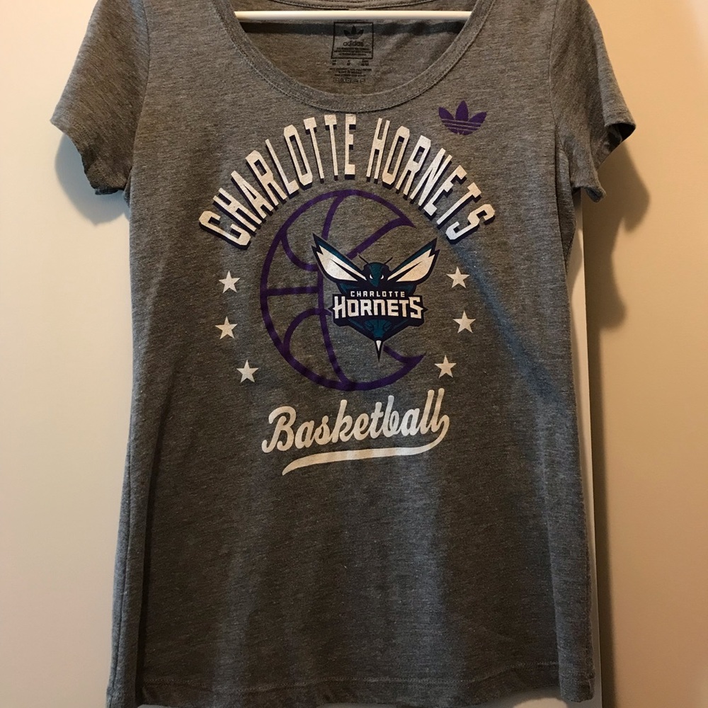 Charlotte Hornets women’s T-shirt